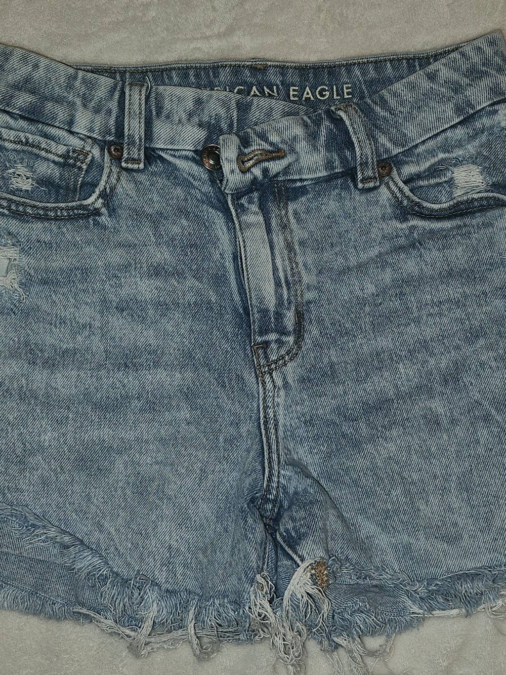 American Eagle Distressed Light Wash Denim Stretch Curvy Mom Short